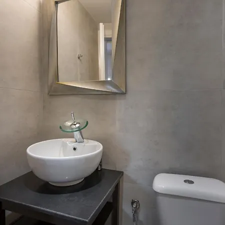 Ethyr Living Apartman *